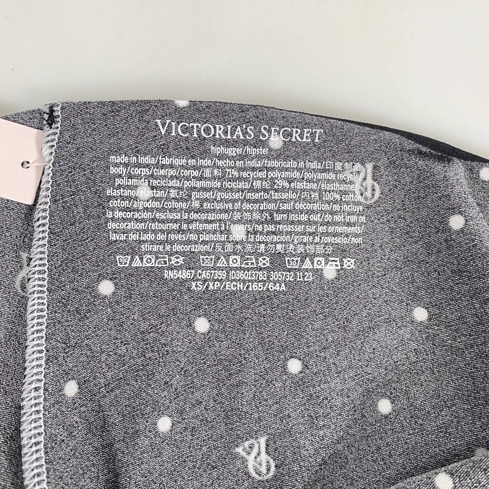 Victoria's Secret PINK Panties‎ Womens XS 3 Pack Thongs Hipster No Show Prints